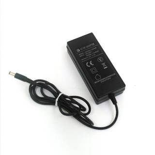 ZHEN ELECTRONICS QXS06A-12300E - Alimentatore 12V 3A - Nero