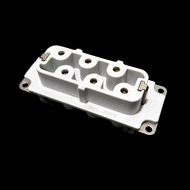 ILME CPF06 - Connettore Rettangolare Femmina 6-Poli + N 35A 380V