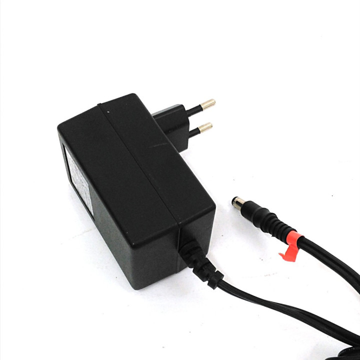 FAIRWAY ELECTRONIC - Caricabatterie Adattatore di Alimentazione 5V. 3A. 50/60Hrz. - Mod. WN20U-050 - Nero