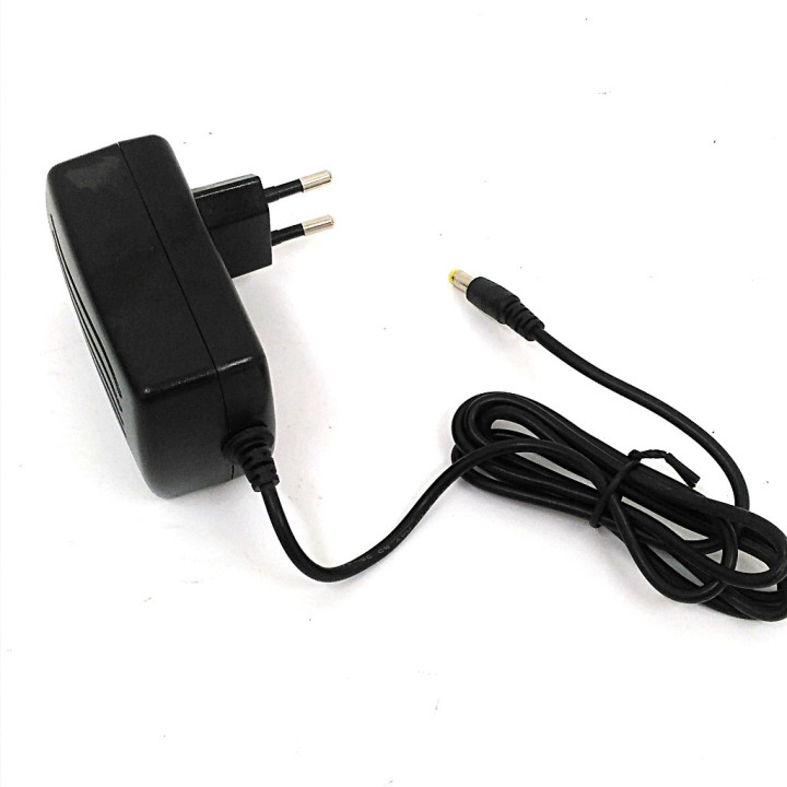 VHBW - Alimentatore DC12V. 3A. - Mod. QS-1203000 - Nero