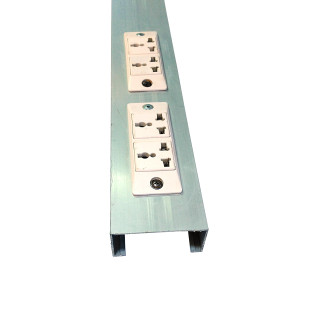 Canalina Elettrica con Presa in Alluminio 80x40mm - L 1670mm