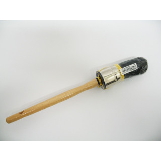 Round Bristle Brush in Dark - 015820