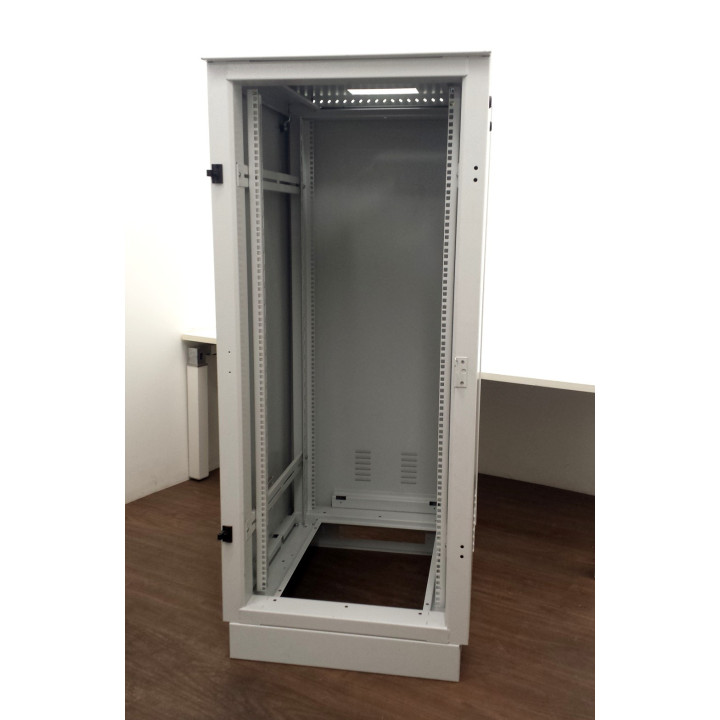 Armadio Server Rack in Metallo 28U 150x62x77