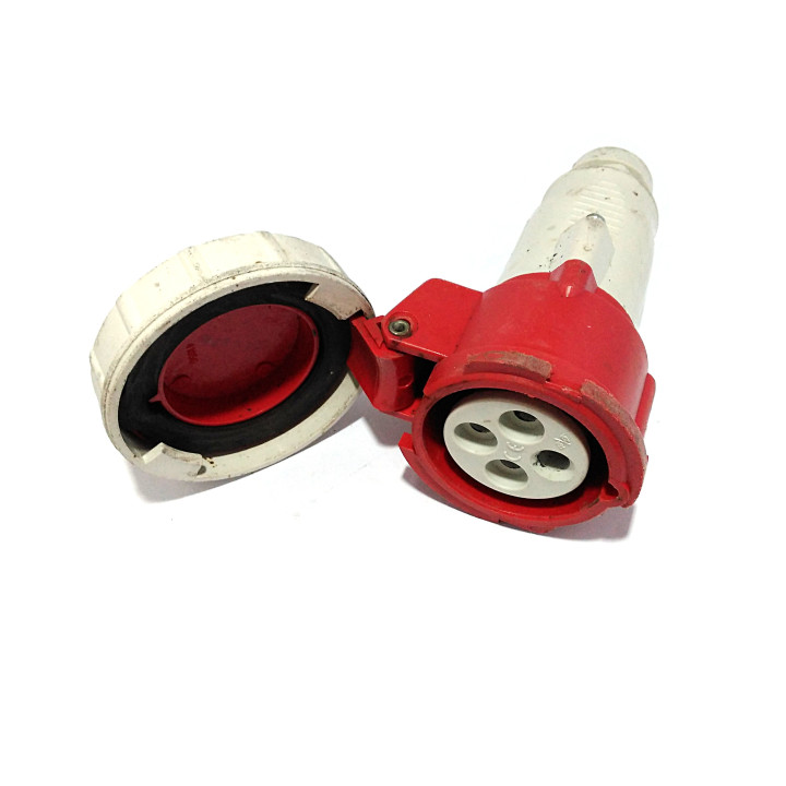 BTICINO CPM316/63 - Presa Mobile Dritta 3P+T, 16A, 400V, IP67