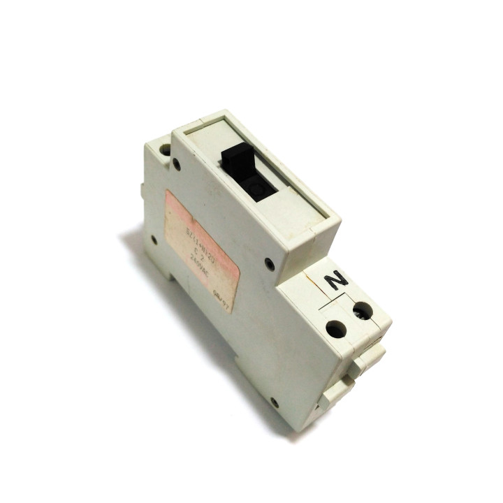 Interruttore 240V GZ(1+N)2U