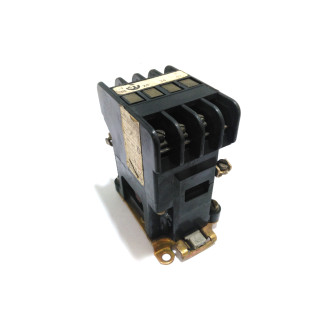 SIEMENS 3TA6801-0A - Contattore 4Poli 3NO+1NC 16A 220V