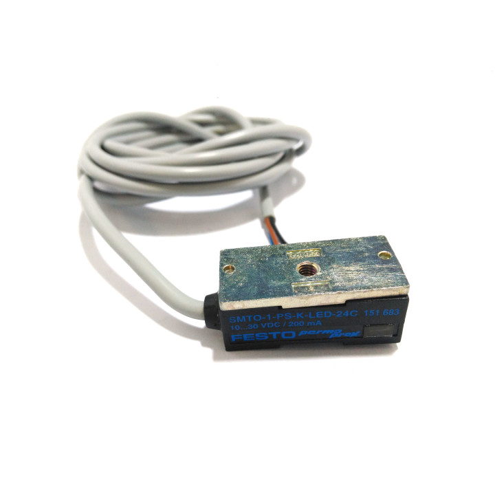 FESTO SMTO-1-PS-K-LED-24-C - Sensore di Prossimita 10-30VDC 200mA - 1.55M