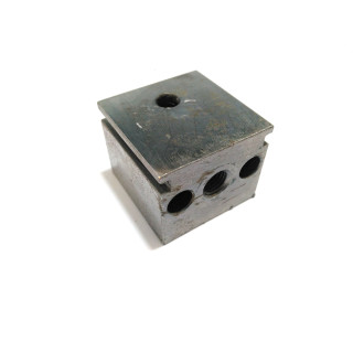 Blocco di Supporto in Acciaio 40.5x40x33mm