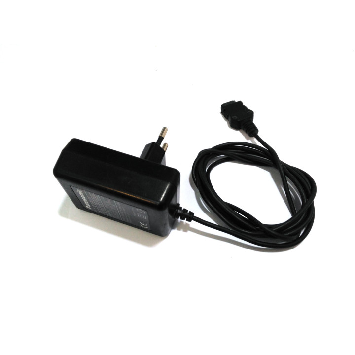 PANASONIC EB-CAD70VEU - Caricabatteria 5.8V 700mA - NERO