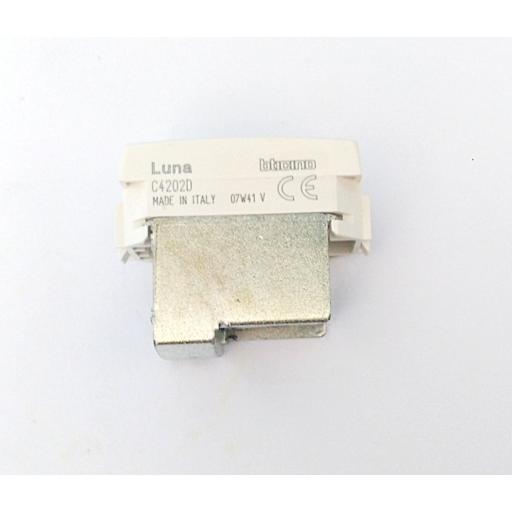 TV Shunted Socket Series LUNA