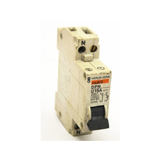 MERLIN GERIN DPN U15A - Interruttore 220V