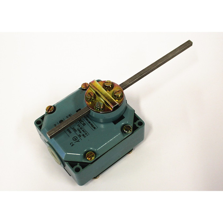 TELEMECANIQUE XCRE18 Interruttore Limite - 3A - 240V - Contatti DPST-NA/DPST-NC