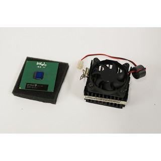 INTEL PENTUIM COSTA RICA SL3XY Kit Processore + Dissipatore - 1.65V