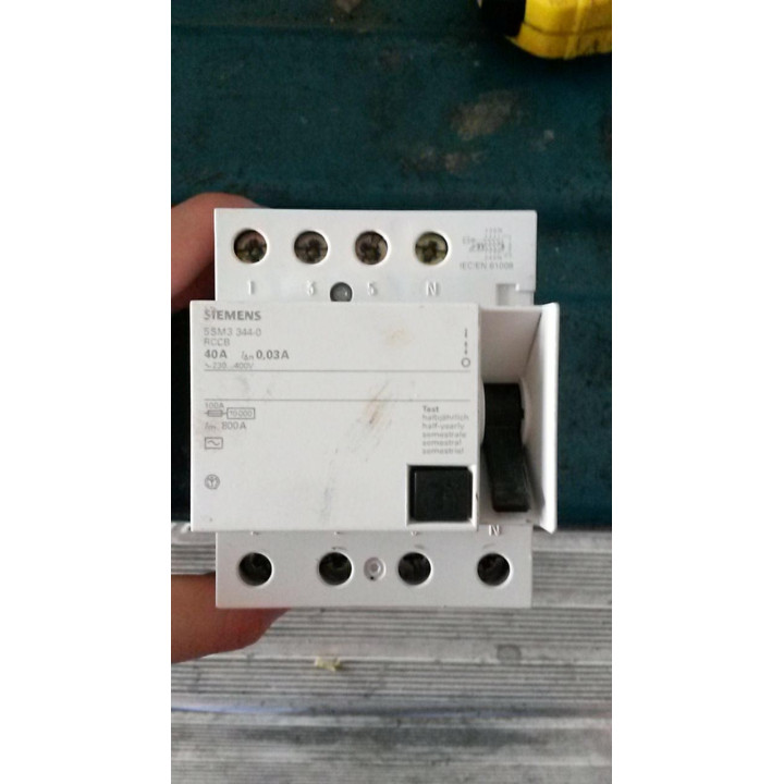 SIEMENS 5SM3344-0 - Interruttore Magnetotermico 40A 400V