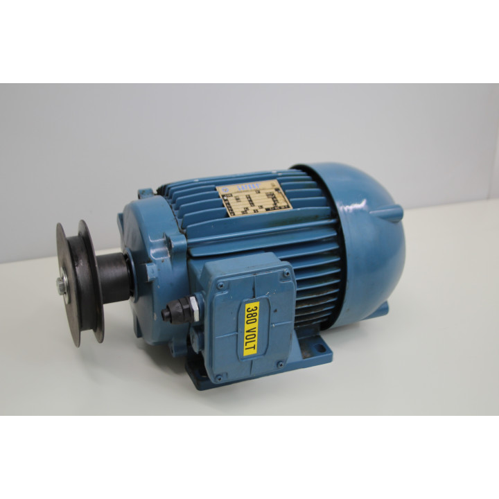 MOTORE ELETTRICO TRIFASE LAFERT st-100-lc4