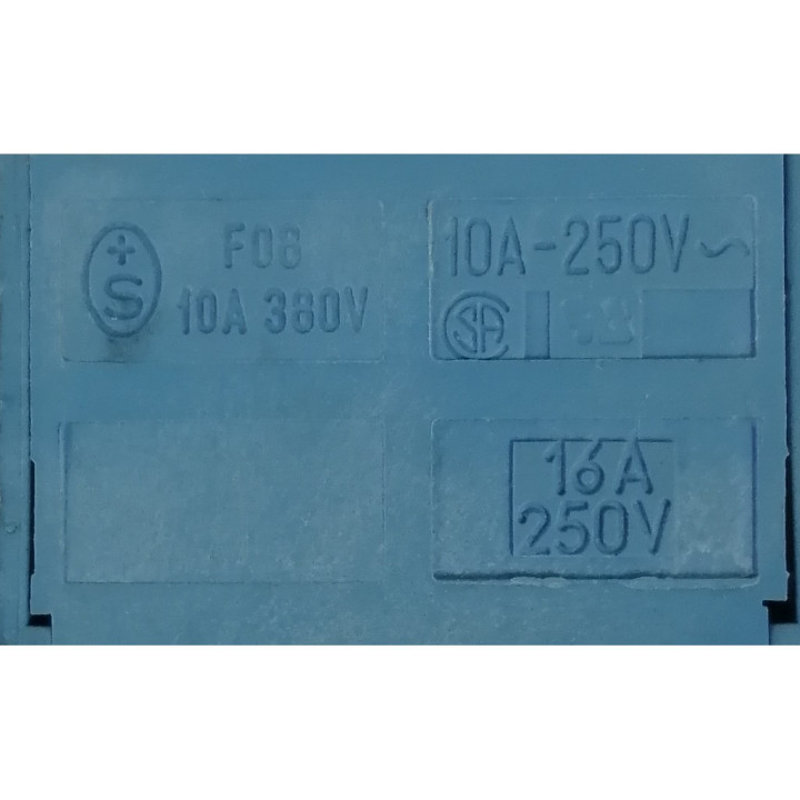 FINDER 94.04 - Zoccolo per relè