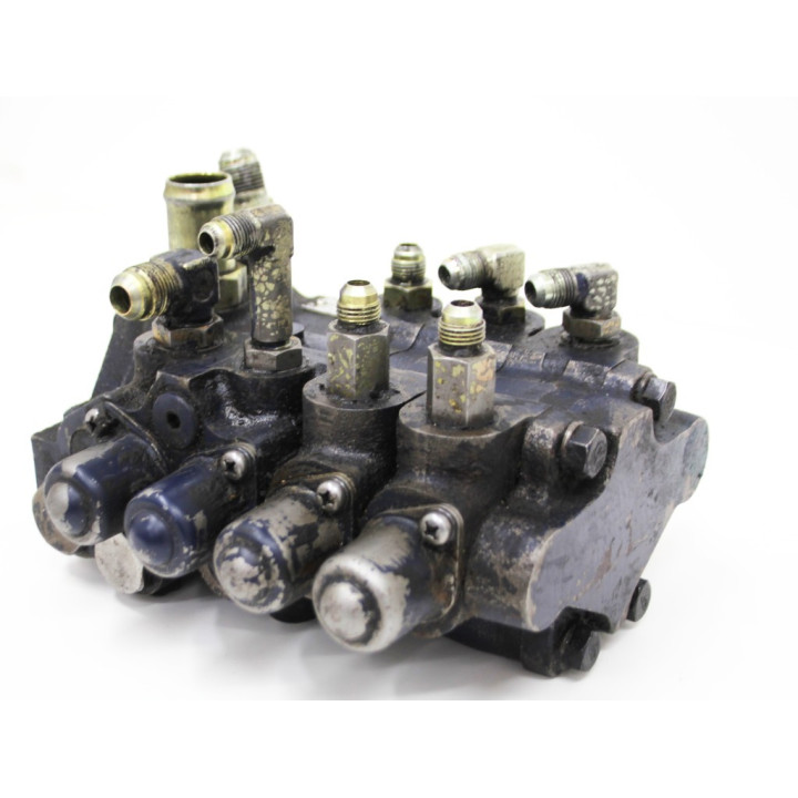 Valvola idraulica a 4 bobine 67620-25000-71