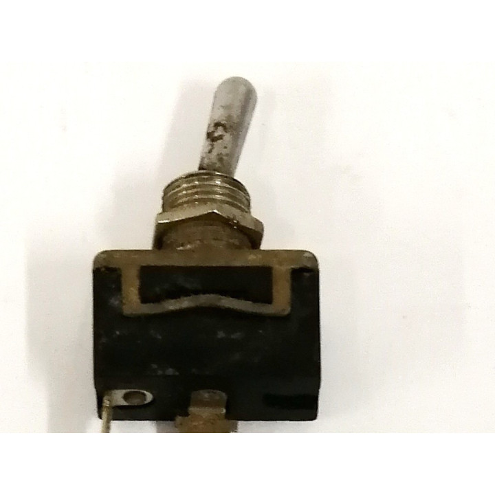 CHILY 7011 - Toggle Switch SPTS 15A 125VAC