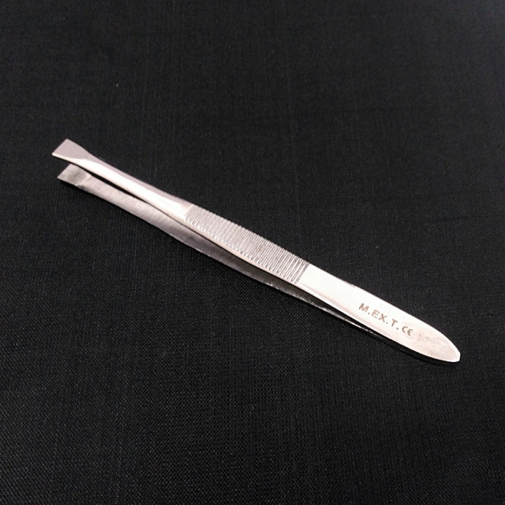 Pinza Anatomica in acciaio con punte Piatte L.9.5cm