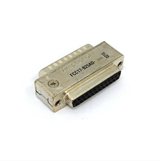 Amphenol FCC17-B24AD - Adattatore 25 PIN Femmina/Maschio