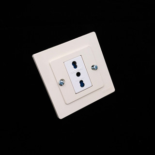 SCAME art.340 - Placca + Presasa Sicura 16A 250V - Bianco