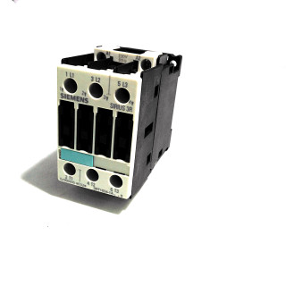 SIEMENS 3RT1024-1AP00-1AA0 - Contattore di Potenza 230V 50Hz 3-Pole SIRIUS 3R